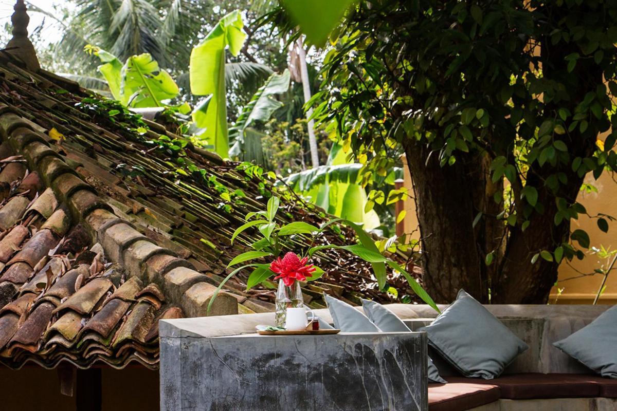 Sri Yoga Shala Bed and Breakfast Unawatuna Esterno foto