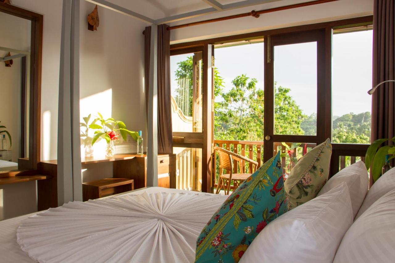 Sri Yoga Shala Bed and Breakfast Unawatuna Esterno foto